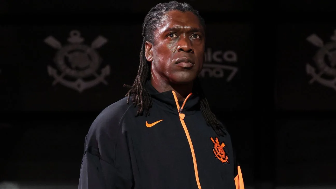 Seedorf pede "raiva" ao Corinthians para escapar do rebaixamento no Brasileirão